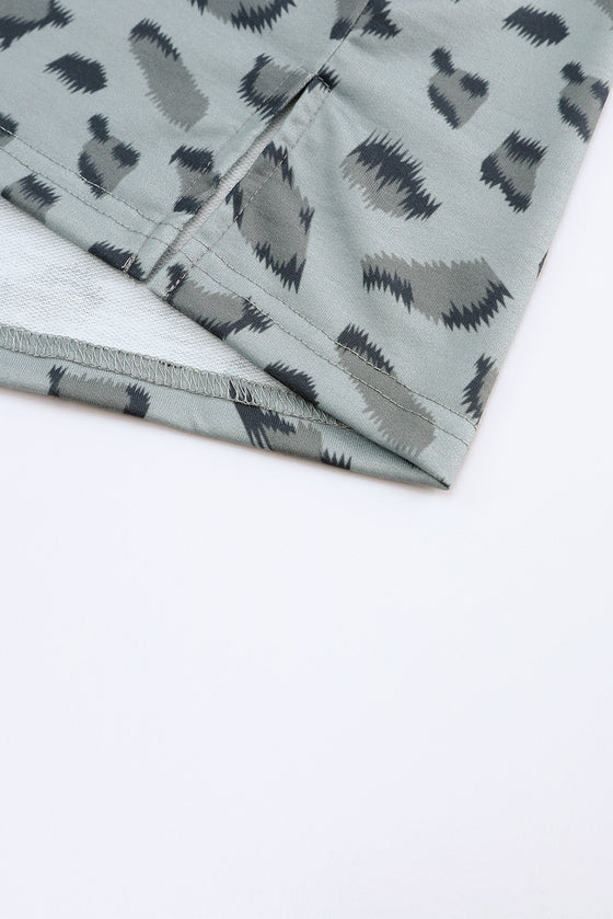 PACK25122238-20-2, Leopard Animal Print Stitching Loose Long Sleeve Top