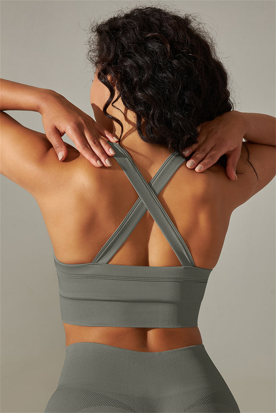 LC264618-P3011-S, LC264618-P3011-M, LC264618-P3011-L, LC264618-P3011-XL, Medium Grey Active Cropped Sleeveless Straps Yoga Bra