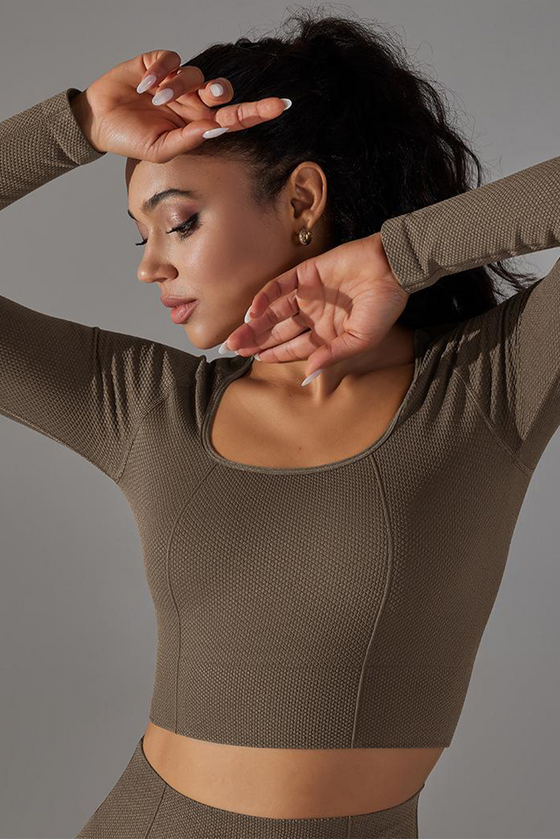 LC264624-P5017-S, LC264624-P5017-M, LC264624-P5017-L, Dark Brown Cropped Yoga Long-sleeved Top