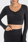 LC264641-P2-S, LC264641-P2-M, LC264641-P2-L, LC264641-P2-XL, Black V Neck Long Sleeve Cropped Sports Top