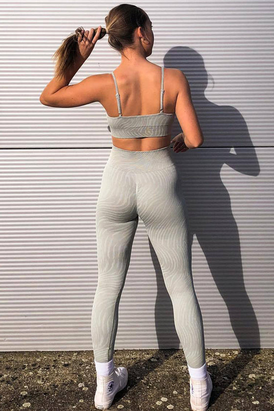 LC2611607-P919-S, LC2611607-P919-M, LC2611607-P919-L, Green Stripe Water Ripple Active Bra and Seamless Leggings Workout Sets