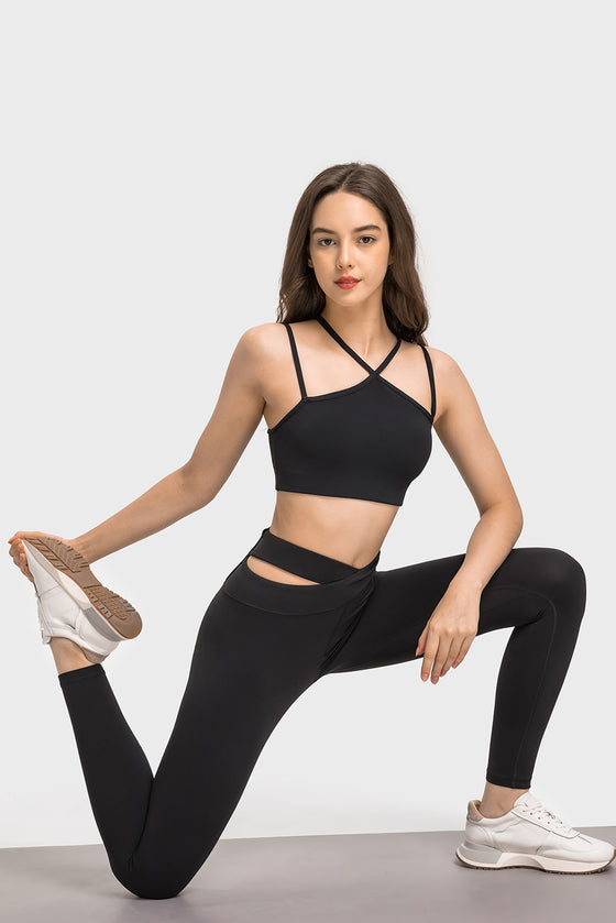 LC265456-P2-S, LC265456-P2-M, LC265456-P2-L, LC265456-P2-XL, Black Solid Cross Waistband Workout Leggings