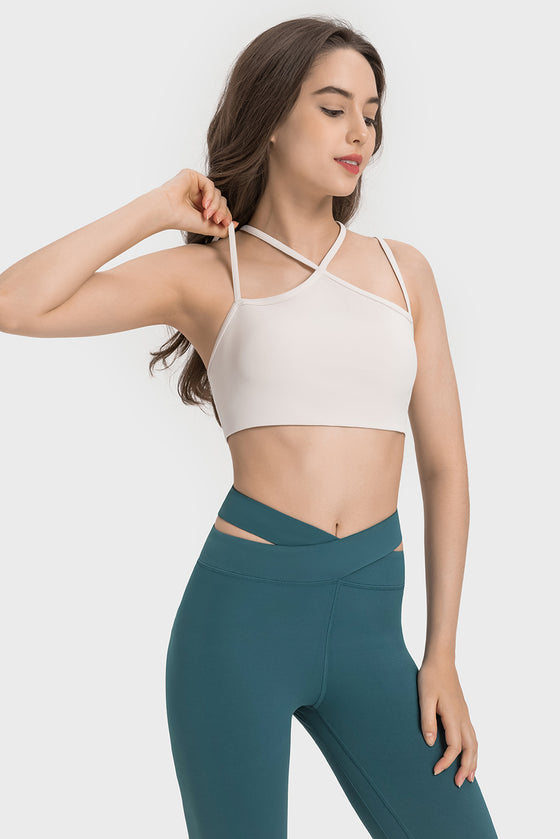 LC264668-P1-S, LC264668-P1-M, LC264668-P1-L, LC264668-P1-XL, White Solid Color Strappy Yoga Bra