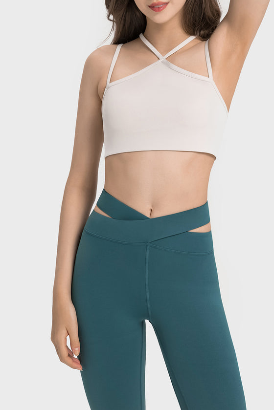 LC264668-P1-S, LC264668-P1-M, LC264668-P1-L, LC264668-P1-XL, White Solid Color Strappy Yoga Bra