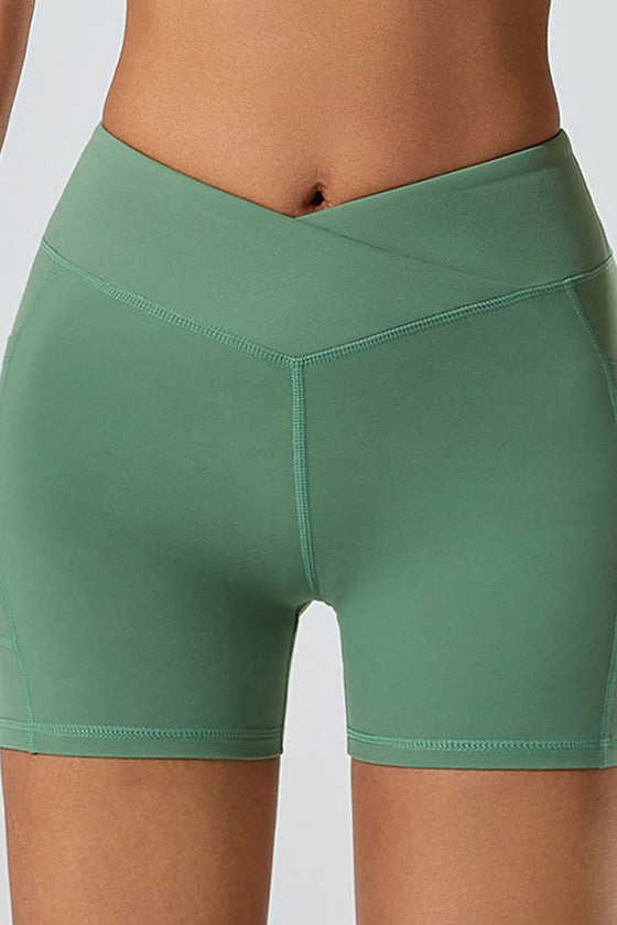 PACK265522-P509-1, Mist Green Solid Color Arched Waist Quick Dry Sports Shorts